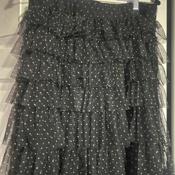 cupcakes & cashmere Black Layered Maxi Skirt - Picture 4 of 9